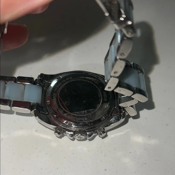Michael Kors Blair Silver and Blue Watch - Picture 4 of 5